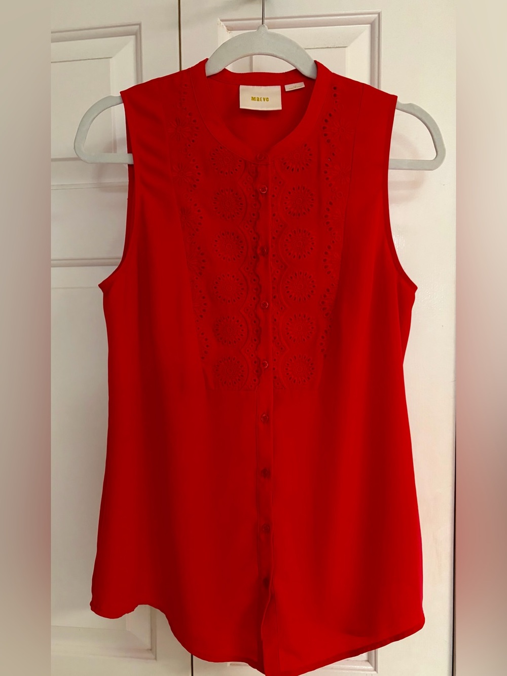 Maeve Sleeveless Red Button-Front Eyelet Blouse Anthology